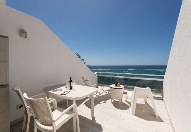 Studio a Las Palmas de Gran Canaria - Great terrace sea views By CanariasGetaway  Studio a Las Palmas de Gran Canaria - Great terrace sea views By CanariasGetaway