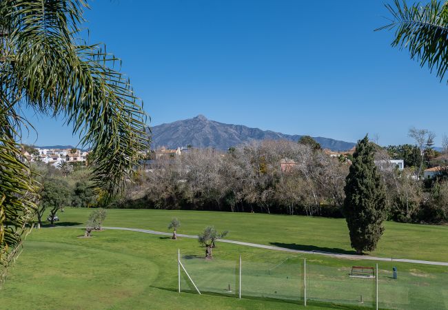 Appartamento a San Pedro de Alcántara -  Impresionante dúplex junto al golf y terraza junto a la playa Appartamento a San Pedro de Alcántara -  Impresionante dúplex junto al golf y terraza junto a la playa