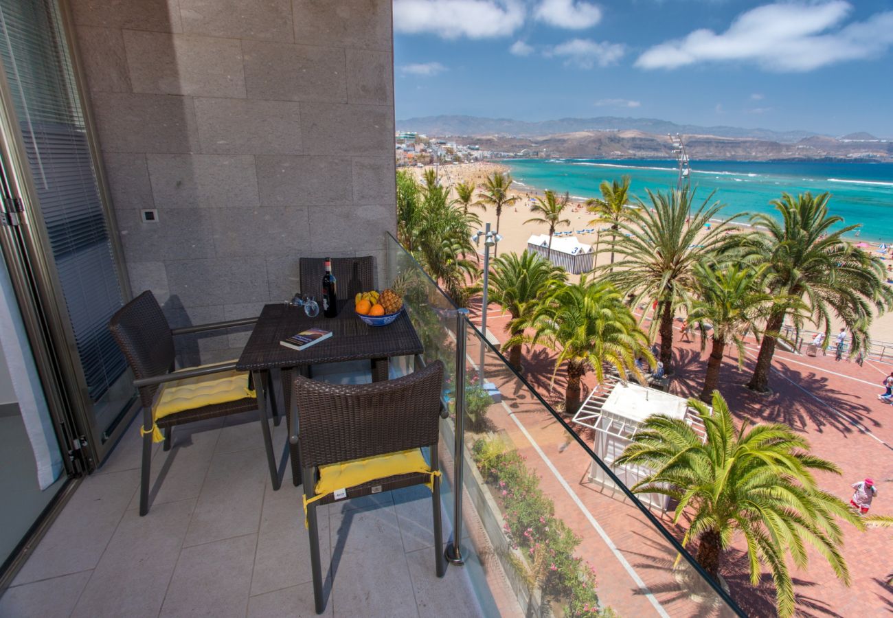Casa a Las Palmas de Gran Canaria - Great balcony over blue sea By CanariasGetaway  Casa a Las Palmas de Gran Canaria - Great balcony over blue sea By CanariasGetaway