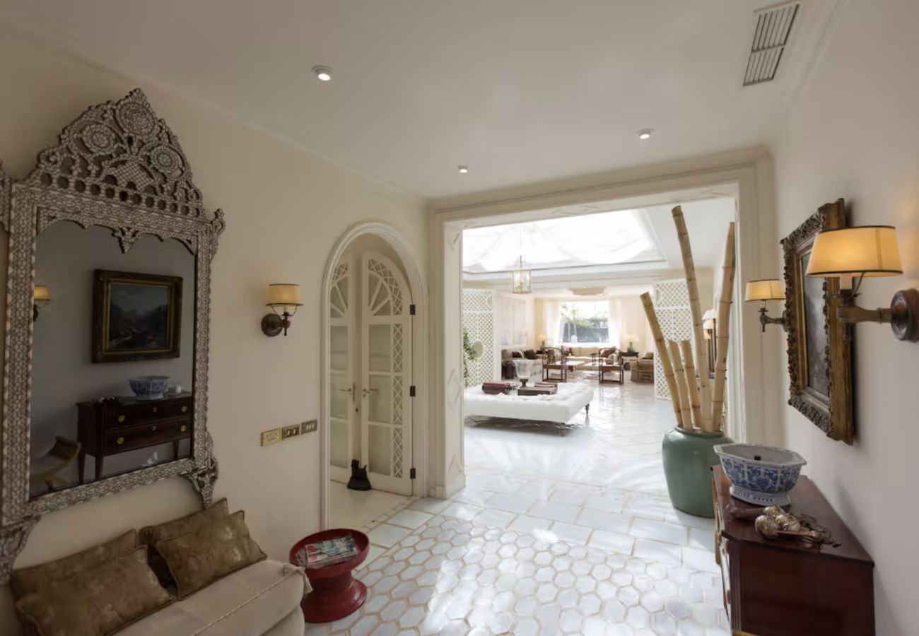 Villa a San Bartolomé de Tirajana - Sunset Luxe Retreat