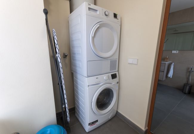 Appartamento a Playa de Gandía - Rinnovate suite con 3 camere con bagno. Vista sul mare. Appartamento a Playa de Gandía - Rinnovate suite con 3 camere con bagno. Vista sul mare.