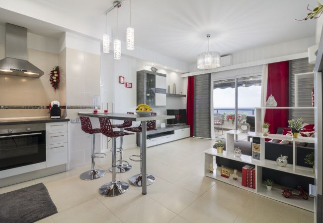 Appartamento a Bajamar - HomeForGuest APPARTAMENTO CON VISTA MARE, BARBECUE, PALESTRA, PALESTRA Appartamento a Bajamar - HomeForGuest APPARTAMENTO CON VISTA MARE, BARBECUE, PALESTRA, PALESTRA