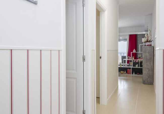 Appartamento a Bajamar - HomeForGuest APPARTAMENTO CON VISTA MARE, BARBECUE, PALESTRA, PALESTRA Appartamento a Bajamar - HomeForGuest APPARTAMENTO CON VISTA MARE, BARBECUE, PALESTRA, PALESTRA