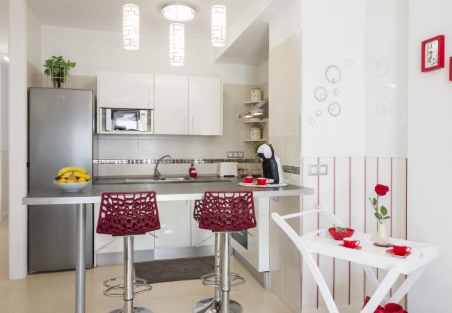 Appartamento a Bajamar - HomeForGuest APPARTAMENTO CON VISTA MARE, BARBECUE, PALESTRA, PALESTRA Appartamento a Bajamar - HomeForGuest APPARTAMENTO CON VISTA MARE, BARBECUE, PALESTRA, PALESTRA