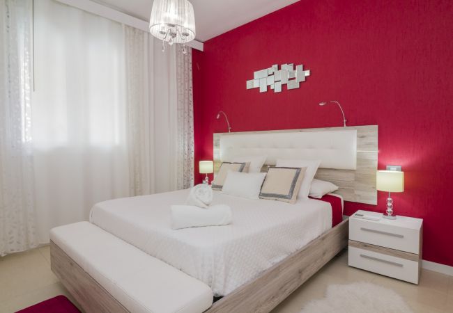 Appartamento a Bajamar - HomeForGuest APPARTAMENTO CON VISTA MARE, BARBECUE, PALESTRA, PALESTRA Appartamento a Bajamar - HomeForGuest APPARTAMENTO CON VISTA MARE, BARBECUE, PALESTRA, PALESTRA