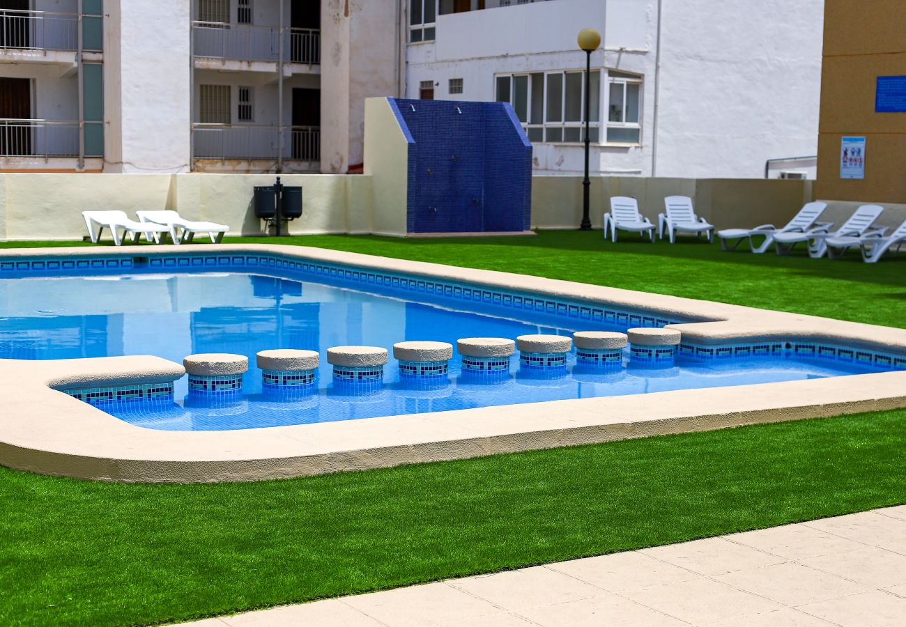 Appartamento a Playa de Gandía - Accogliente con stile mediterraneo, a pochi metri dalla spiaggia. A / C e wifi gratuito. Terrazza con vista sul mare