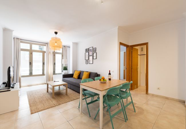 Casa a Las Palmas de Gran Canaria - Surf Beach Canteras & Parking By CanariasGetaway  Casa a Las Palmas de Gran Canaria - Surf Beach Canteras & Parking By CanariasGetaway