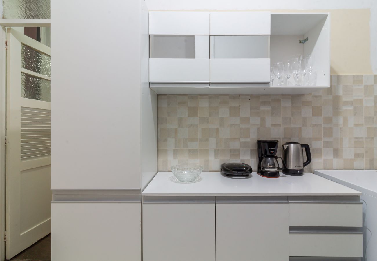 Appartamento a Rio de Janeiro - Apartamento em Copacabana a 4 minutos da praia | SF704 