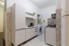 Appartamento a Rio de Janeiro - Apartamento em Copacabana a 4 minutos da praia | SF704 