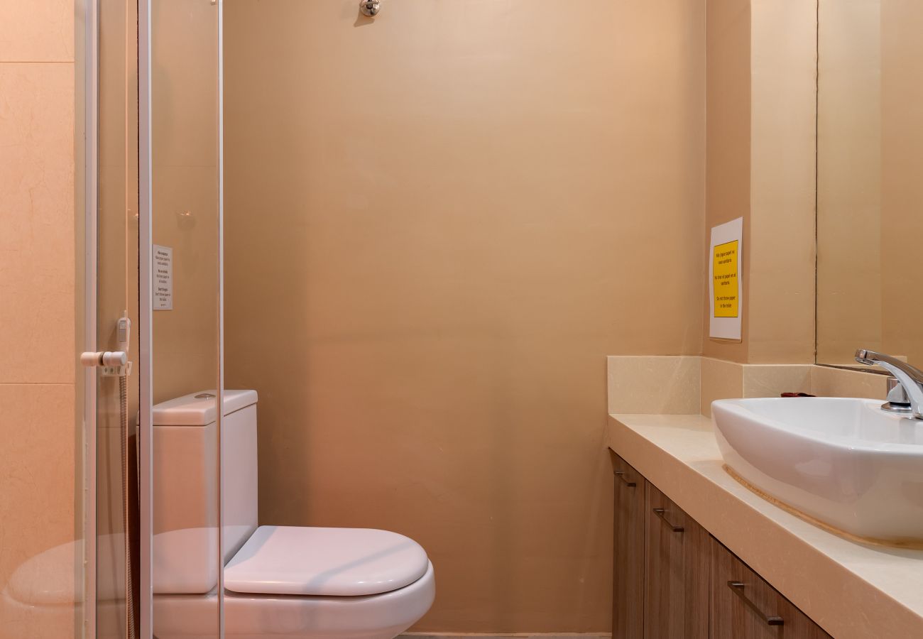 Appartamento a Rio de Janeiro - 6 minutos da praia de Ipanema e próximo do metrô | J801