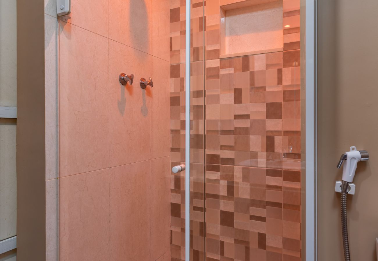 Appartamento a Rio de Janeiro - 6 minutos da praia de Ipanema e próximo do metrô | J801