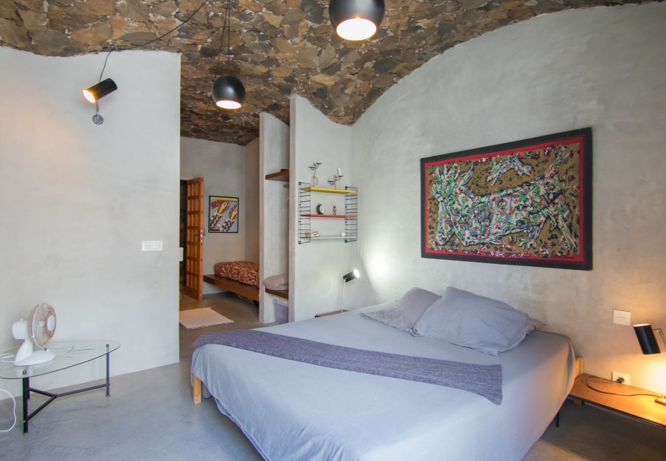 Appartamento a Arico - HomeForGuest NextDoor Oasis: fronte oceano, terrazza, piscina naturale- HomeForGuest