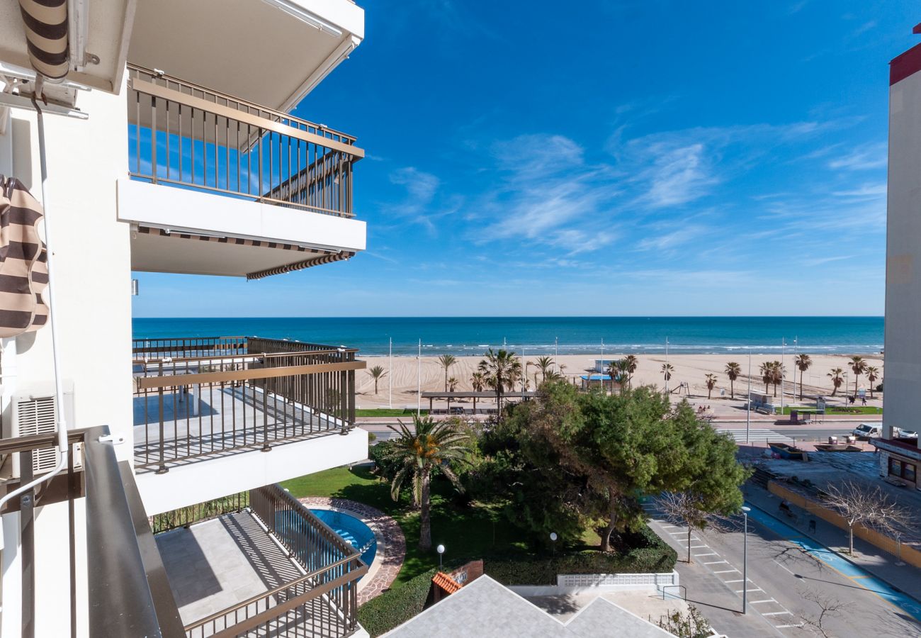 Appartamento a Playa de Gandía - Ristrutturato, con aria condizionata, riscaldamento, Wifi, Frontline, terrazza, canali internazionali
