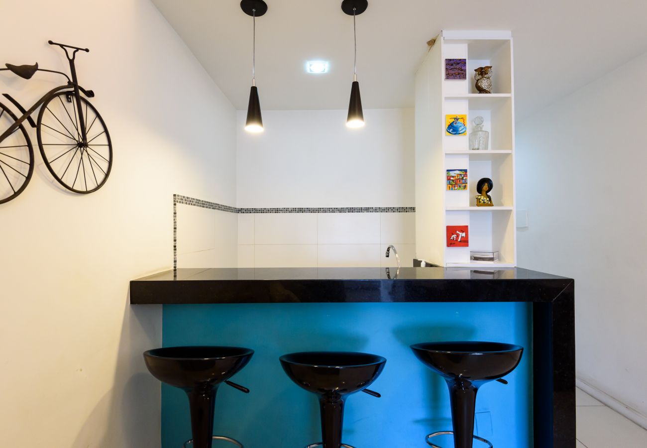 Appartamento a Rio de Janeiro - 450 metros da praia do Leme | PI903