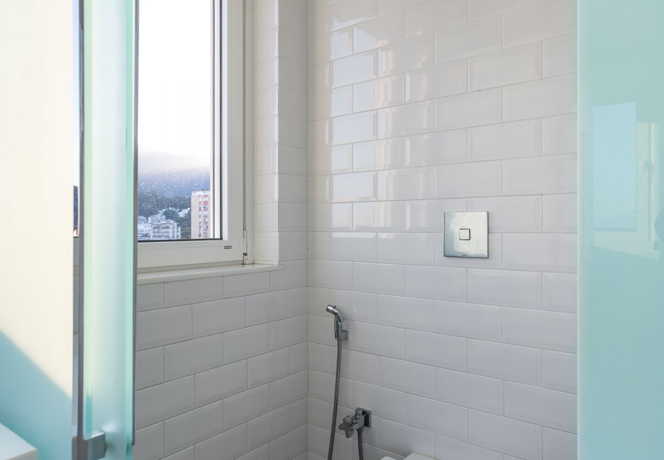 Appartamento a Rio de Janeiro - Belo no Leblon |Vista p/ Morro 2 irmãos| GUC6 ZN1