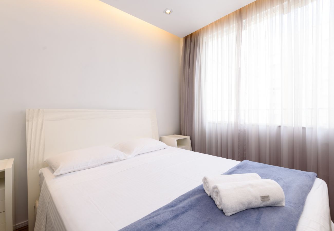 Appartamento a Rio de Janeiro - Iluminado em Copacabana |Paisagem leve| BC706 