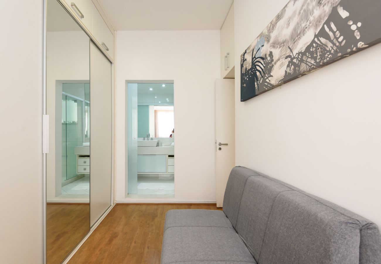 Appartamento a Rio de Janeiro - Iluminado em Copacabana |Paisagem leve| BC706 