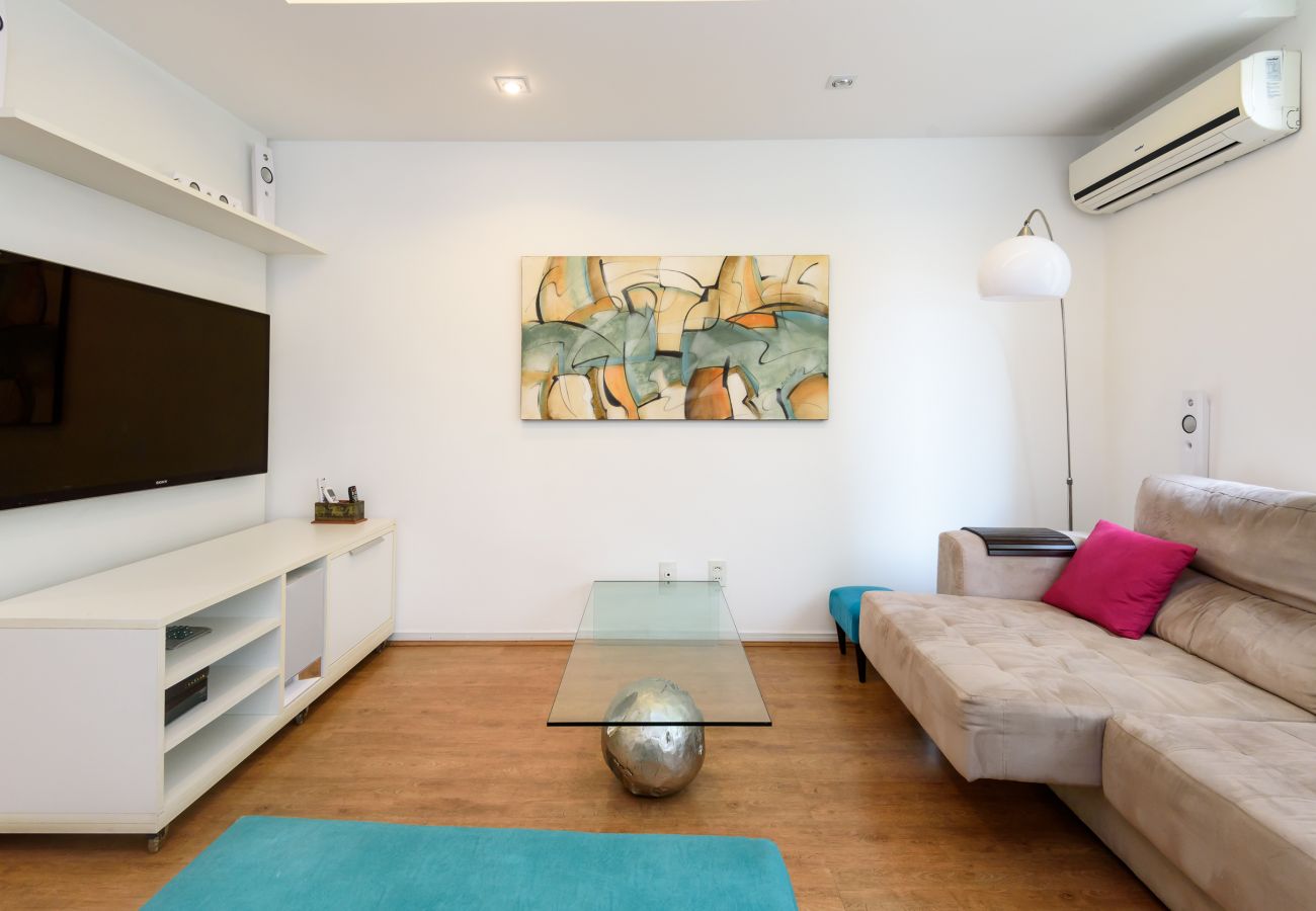 Appartamento a Rio de Janeiro - Iluminado em Copacabana |Paisagem leve| BC706 