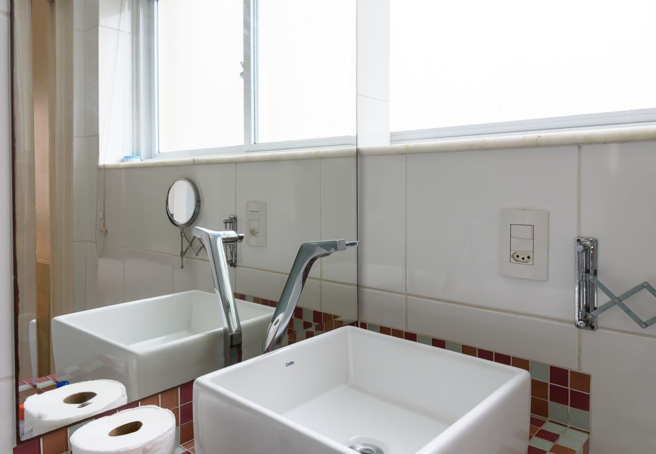 Appartamento a Rio de Janeiro - Estilo em Ipanema | Boa localização | VP305 