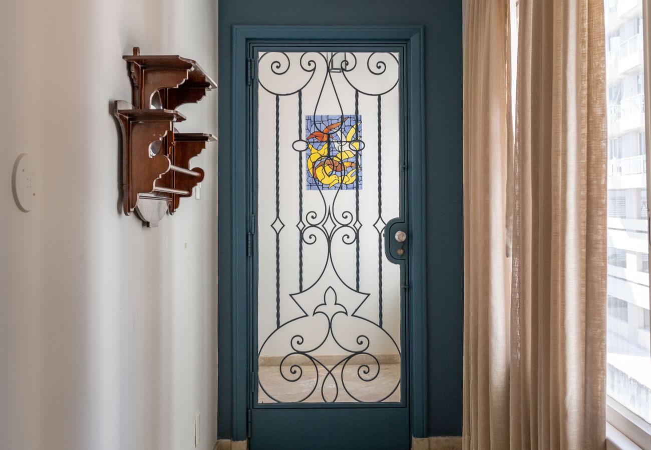 Appartamento a Rio de Janeiro - Refúgio literário, próximo ao Arpoador | FCO501