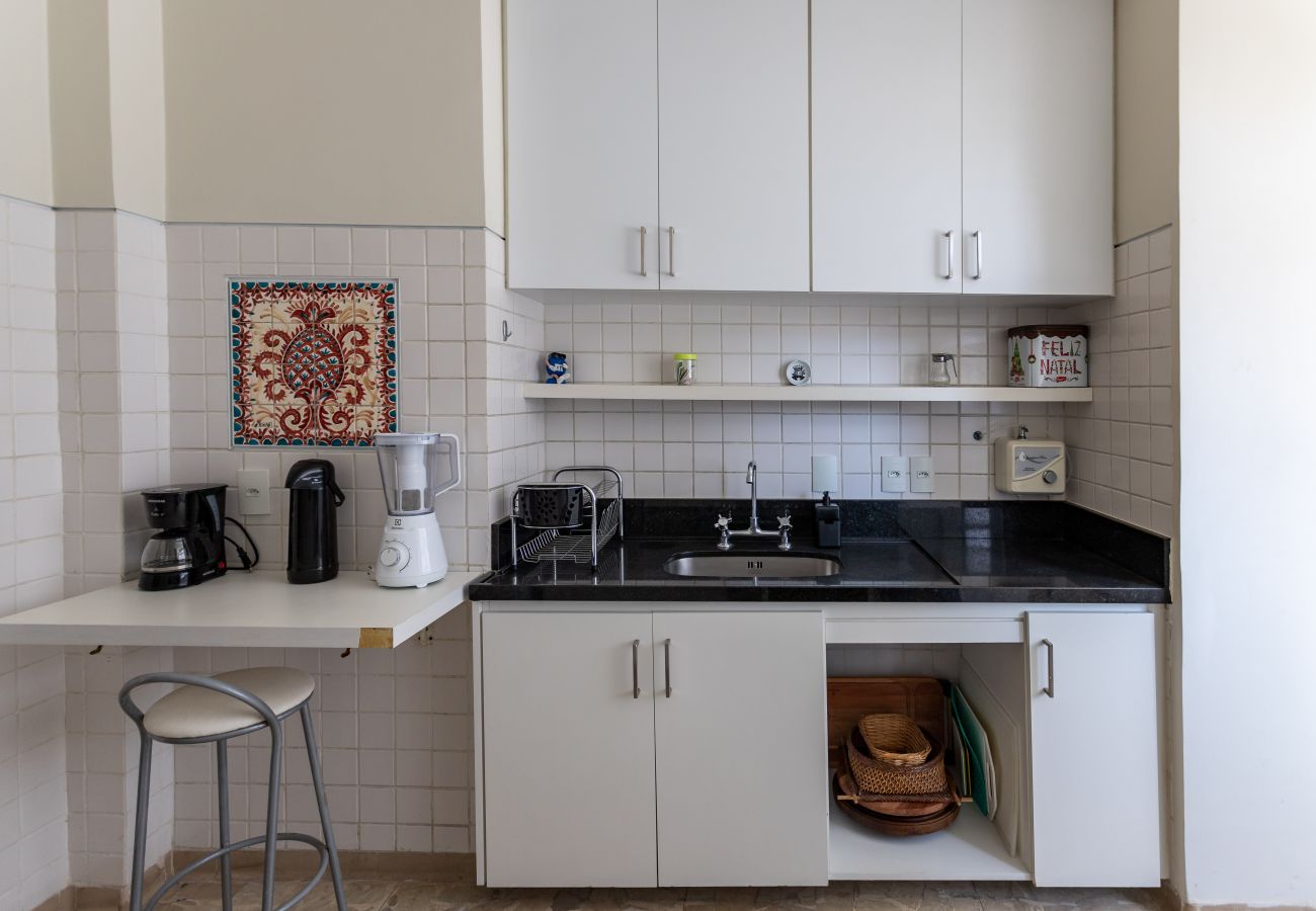 Appartamento a Rio de Janeiro - Refúgio literário, próximo ao Arpoador | FCO501