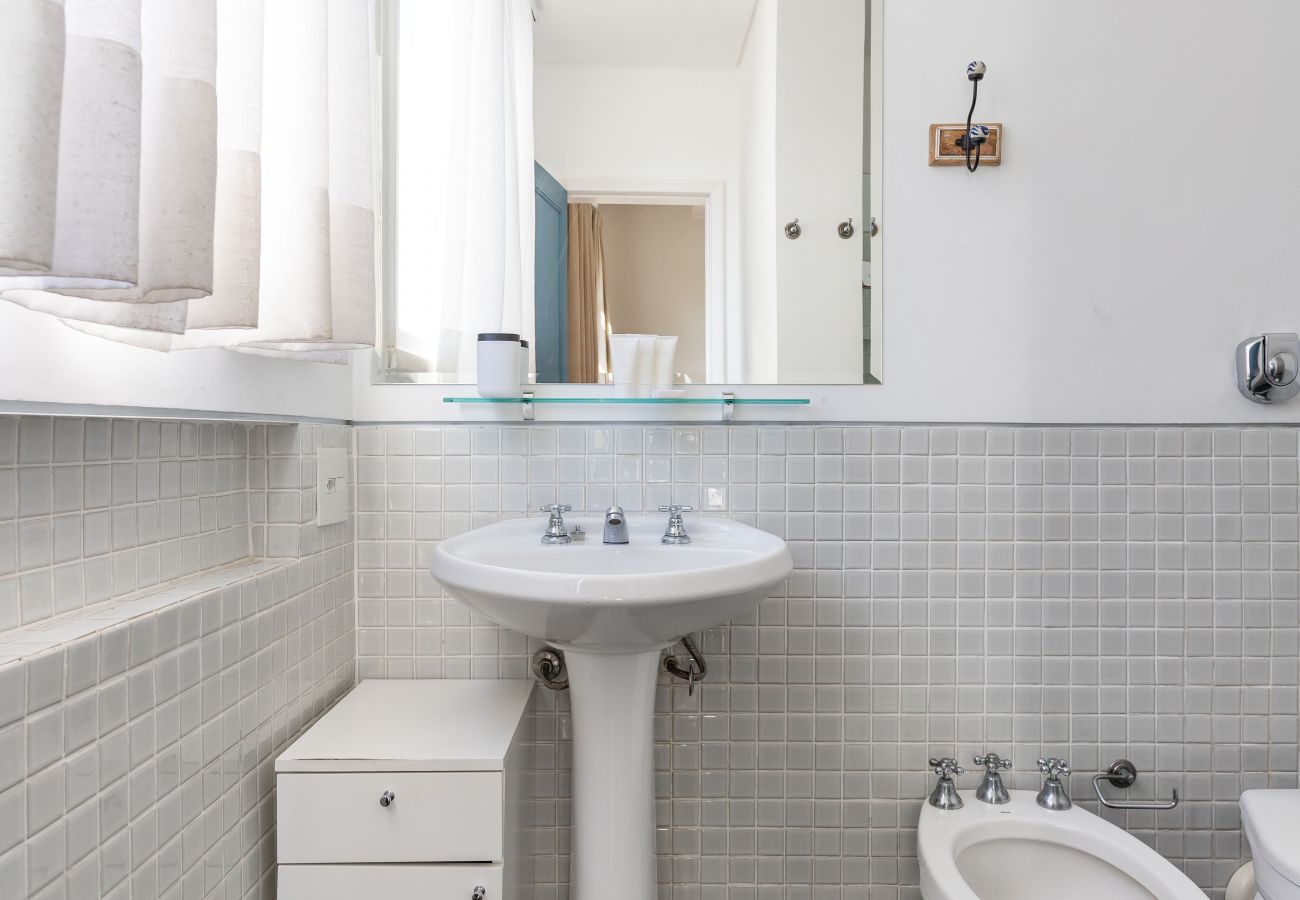 Appartamento a Rio de Janeiro - Refúgio literário, próximo ao Arpoador | FCO501