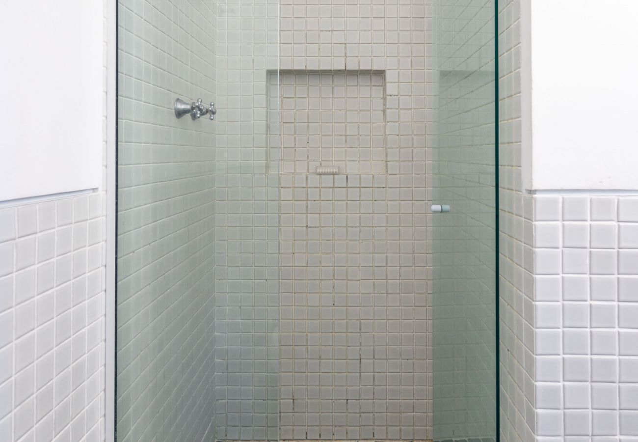 Appartamento a Rio de Janeiro - Refúgio literário, próximo ao Arpoador | FCO501