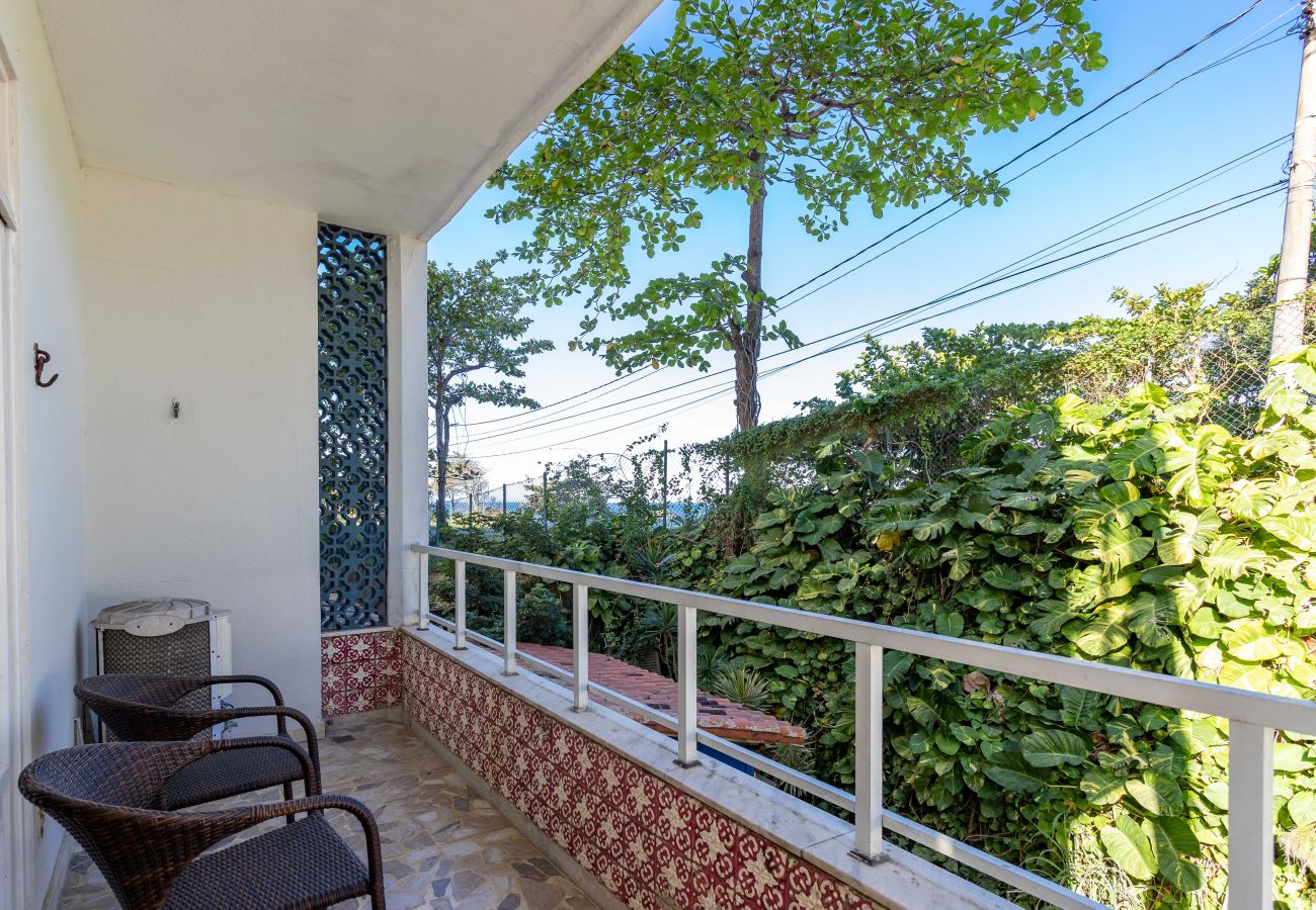 Appartamento a Rio de Janeiro - Refúgio literário, próximo ao Arpoador | FCO501