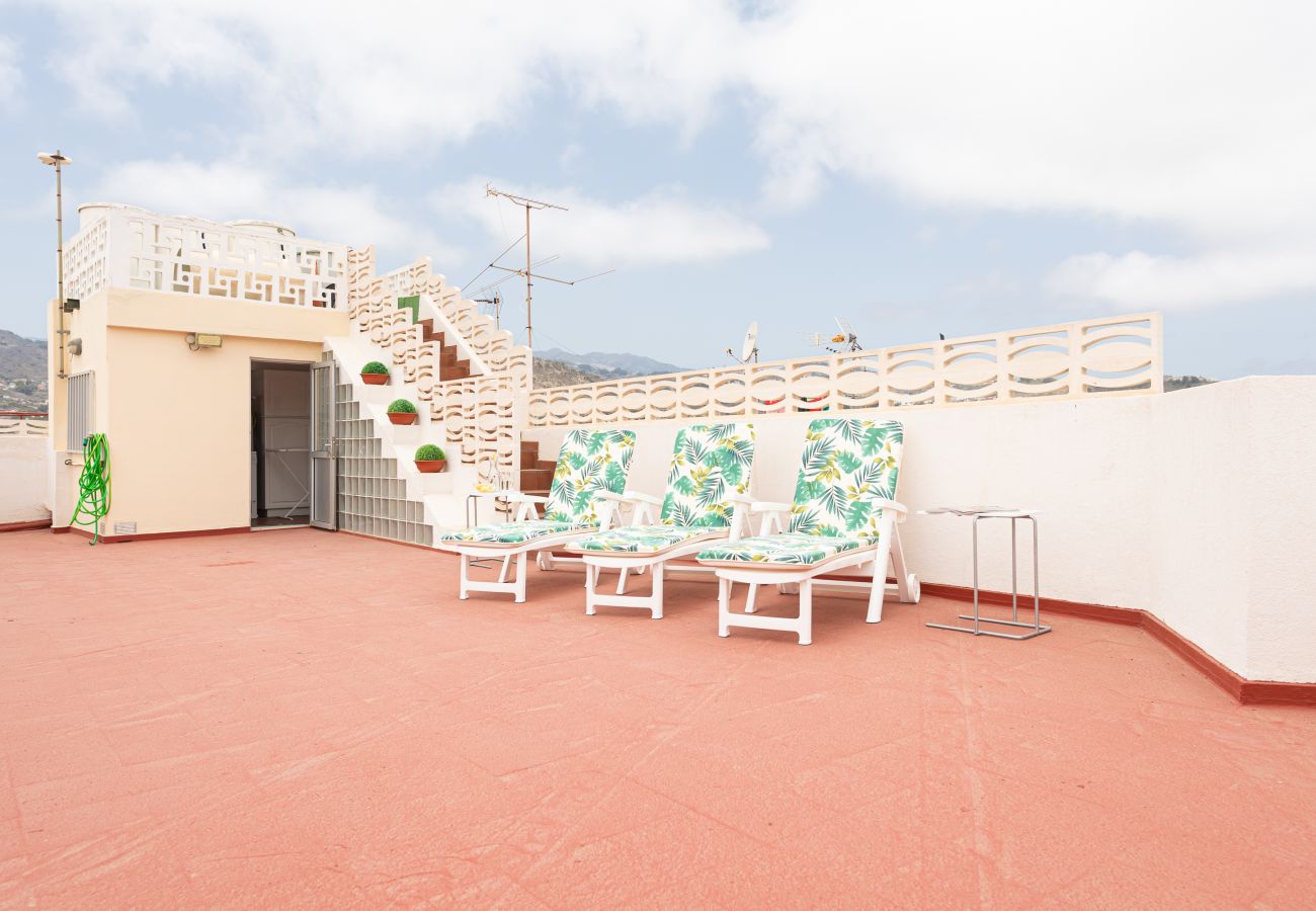 Appartamento a Arucas - HomeForGuest NUOVO Duplex con tetto vicino alla cattedrale di Arucas