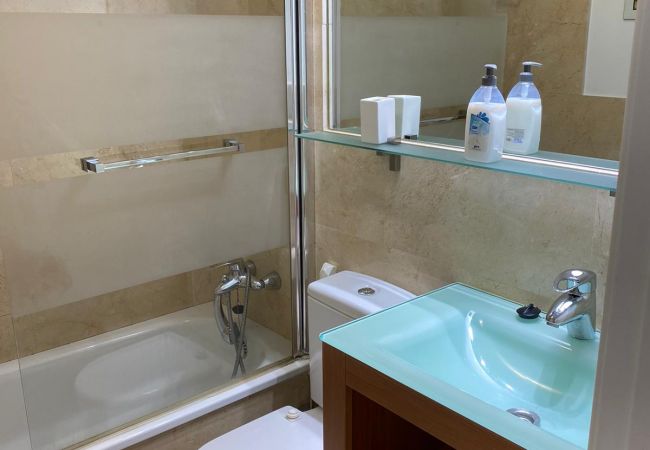 Appartamento a Las Palmas de Gran Canaria - HomeForGuest Appartamento vicino a Las Canteras con parcheggio GRATUITO Appartamento a Las Palmas de Gran Canaria - HomeForGuest Appartamento vicino a Las Canteras con parcheggio GRATUITO