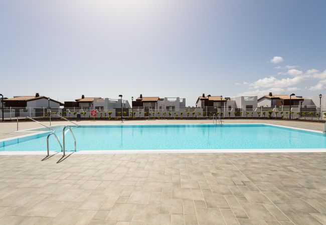 Appartamento a Caleta de Fuste - Antigua - Apartament with terrace and pool in Pueblo Majorero Appartamento a Caleta de Fuste - Antigua - Apartament with terrace and pool in Pueblo Majorero