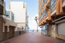 Appartamento a Las Palmas de Gran Canaria - HomeForGuest Accogliente appartamento vicino a Las Canteras