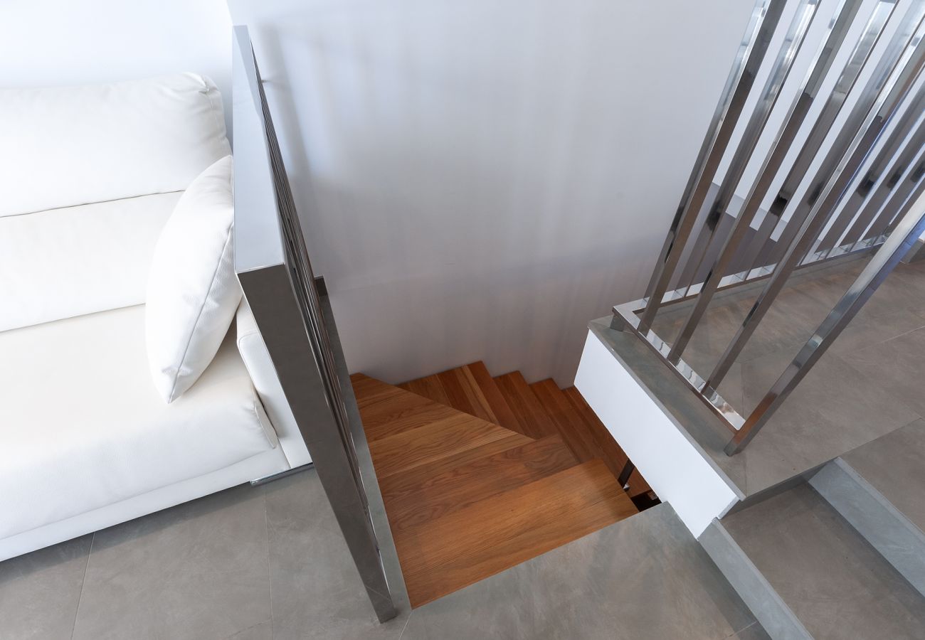 Appartamento a Playa de Gandía - PRECIOSO APARTAMENTO DÚPLEX SITUADO EN PRIMERA LÍNEA DE PLAYA