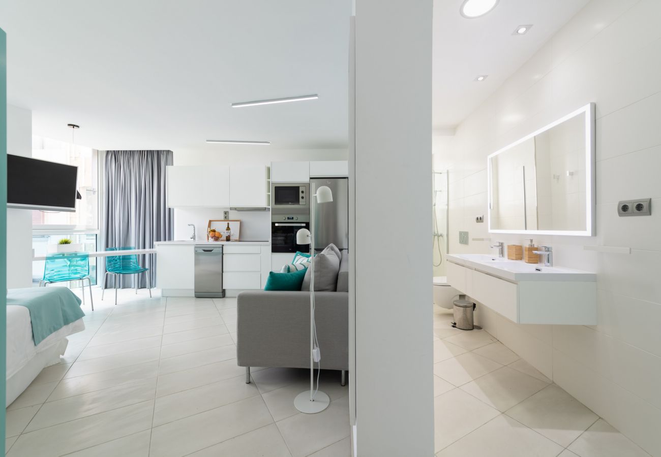 Studio a Las Palmas de Gran Canaria - Edison Building 203 By CanariasGetaway  Studio a Las Palmas de Gran Canaria - Edison Building 203 By CanariasGetaway