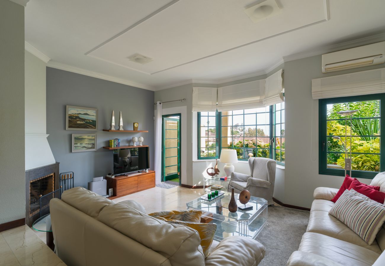 Casa a Santa Brígida - House with cozy garden BBQ 