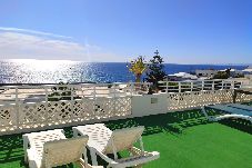 Studio a Puerto del Carmen - ZOE; dos camas, TV, WIFI, cocina equipada, baño, piscina y solarium 