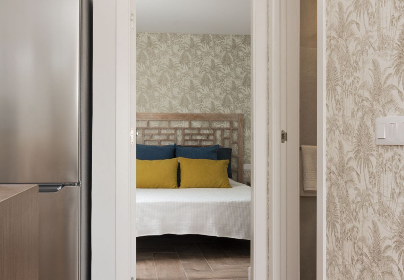 Appartamento a Los Cristianos - HomeForGuest Ático Cecilia con terraza y vistas al mar en Los Cristianos