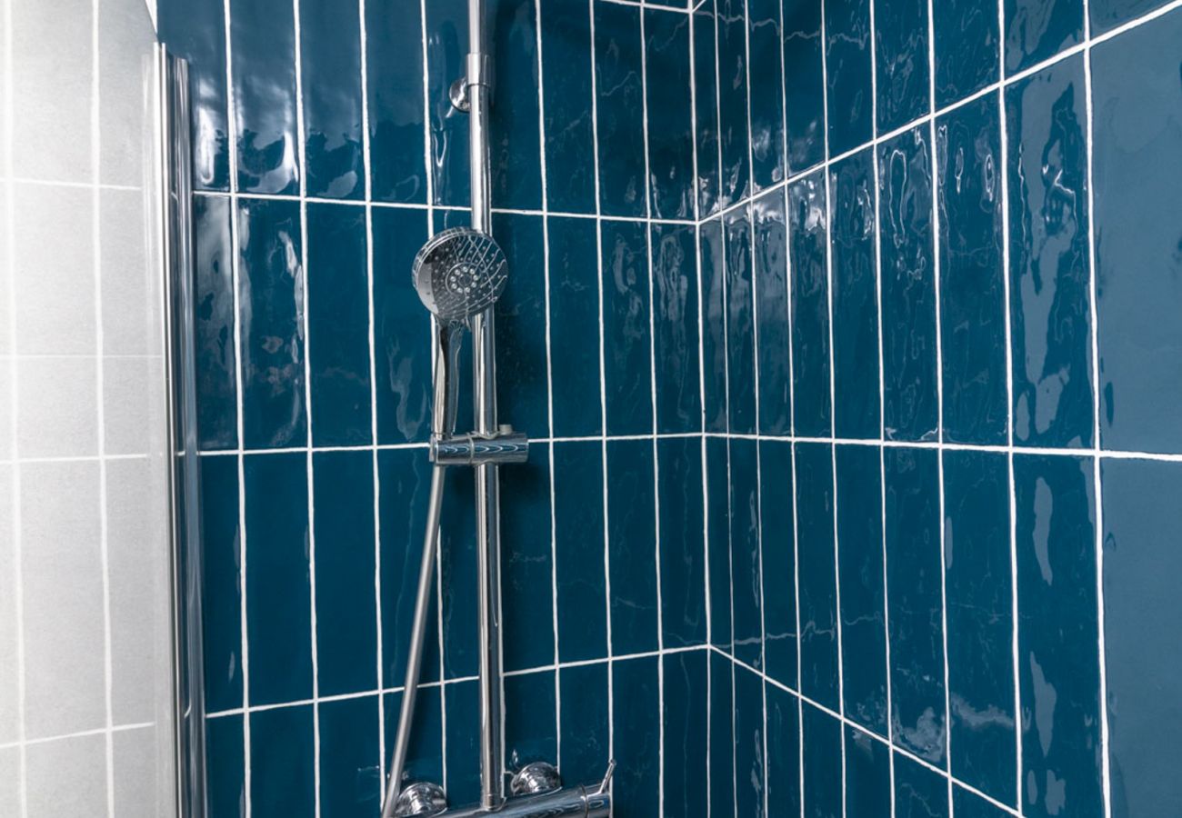 Appartamento a Los Cristianos - HomeForGuest Ático Cecilia con terraza y vistas al mar en Los Cristianos