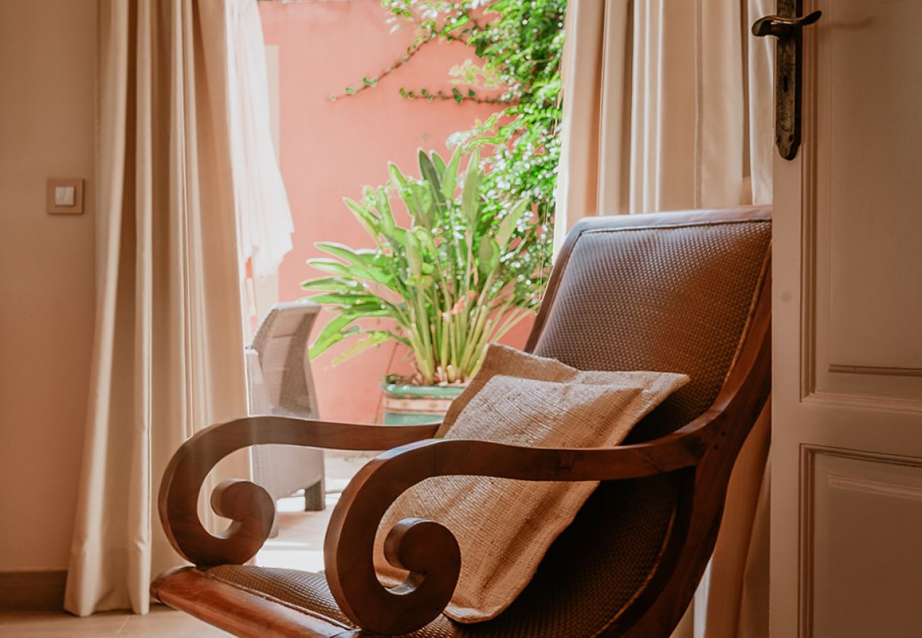 Casa rurale a Tacoronte - HomeForGuest Rural House El Laurel with terrace and large gardens