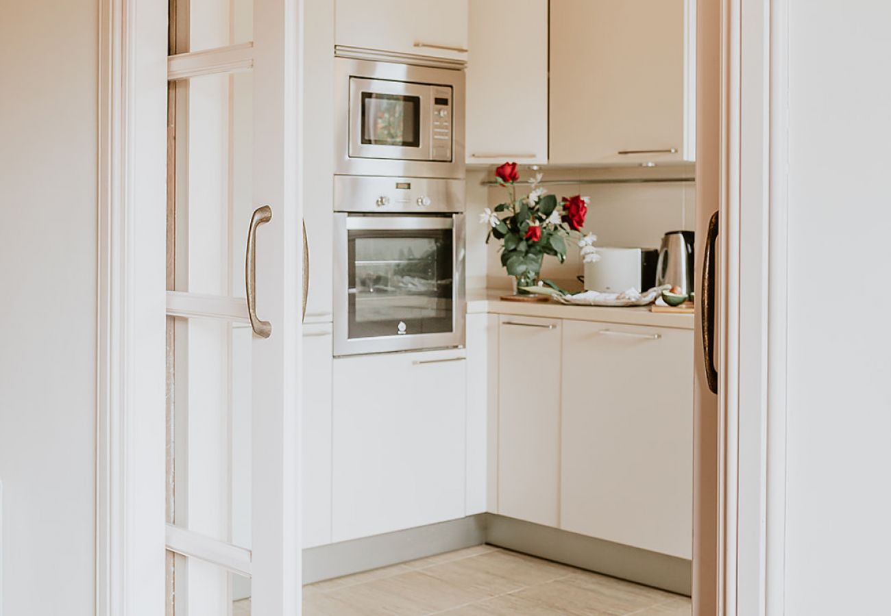 Casa rurale a Tacoronte - HomeForGuest Rural House El Laurel with terrace and large gardens