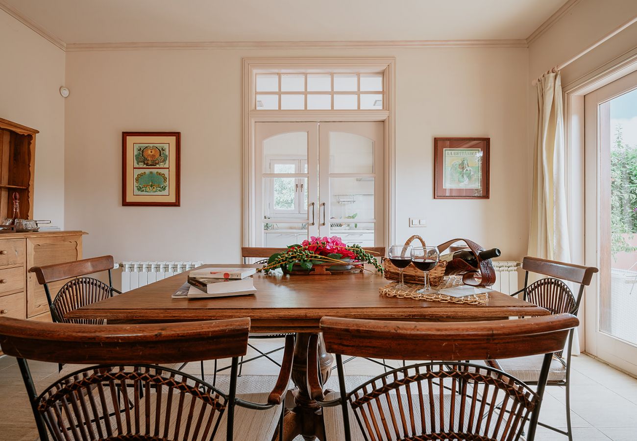 Casa rurale a Tacoronte - HomeForGuest Rural House El Laurel with terrace and large gardens