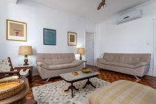Appartamento a Rio de Janeiro - Vista para o mar, 50 metros da praia | BI701