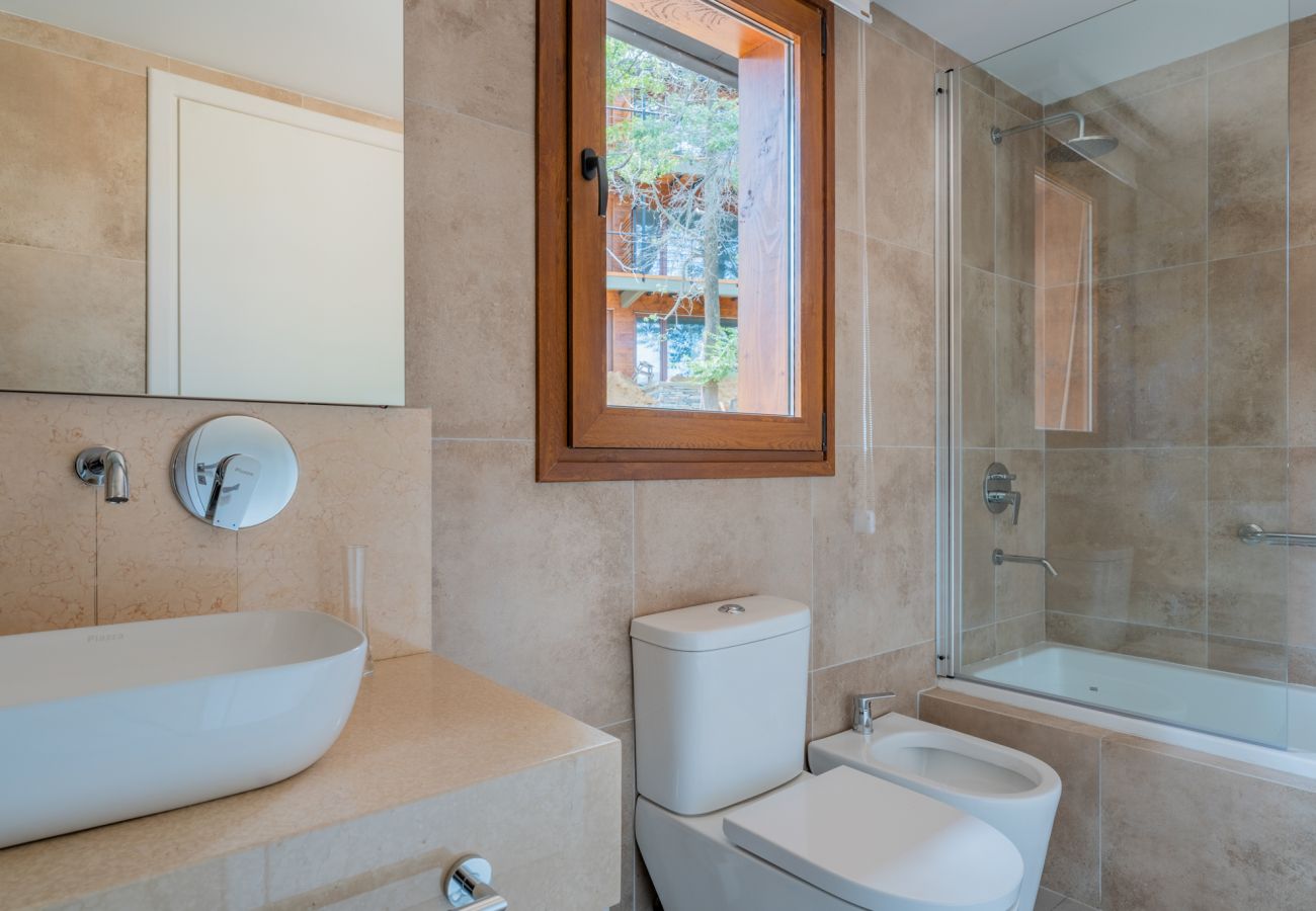 Appartamento a San Carlos de Bariloche - CIPRES 07  Apartamento con vistas únicas al Lago Gutiérrez