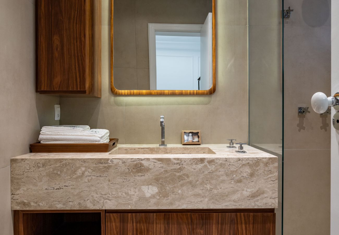 Appartamento a Rio de Janeiro - Vista para praia de Copacabana | RD1003 Z4