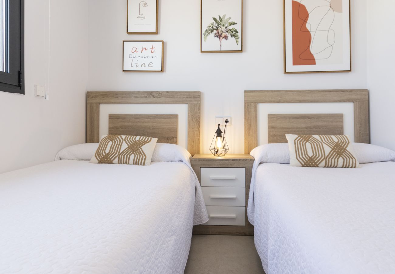 Appartamento a Playa de Gandía - Apartamento a estrenar a escasos metros del Mar-ALQUILER SOLO FAMILIAS