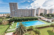 Appartamento a Playa de Gandía - Condominio di fronte alla spiaggia, aria condizionata e bella terrazza soleggiata.