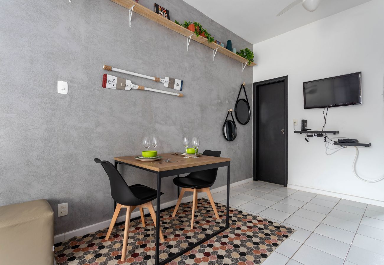 Appartamento a Rio de Janeiro - 6 minutos da praia de Ipanema e próximo do metrô | J804