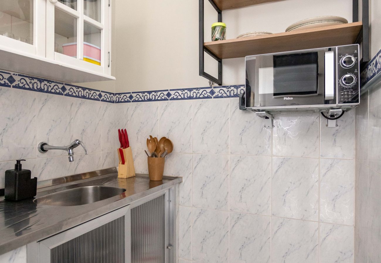 Appartamento a Rio de Janeiro - 6 minutos da praia de Ipanema e próximo do metrô | J804