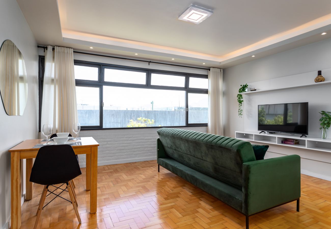 Appartamento a Rio de Janeiro - 2 km da Praia da Alvorada, próximo ao Barra Shopping | AM203