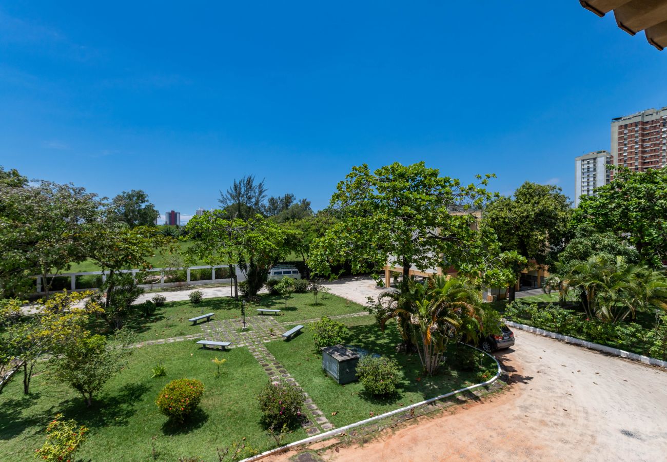 Appartamento a Rio de Janeiro - 2 km da Praia da Alvorada, próximo ao Barra Shopping | AM203